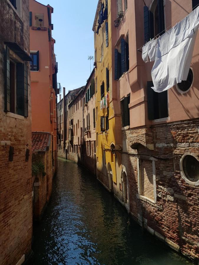 The Secret Garden In The Very Heart Of Venedig Exteriör bild